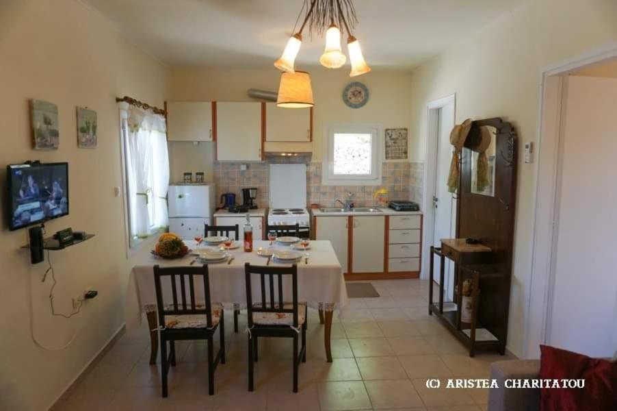 Adonino Residence-The House Of Pomegranates Λακήθρα Εξωτερικό φωτογραφία