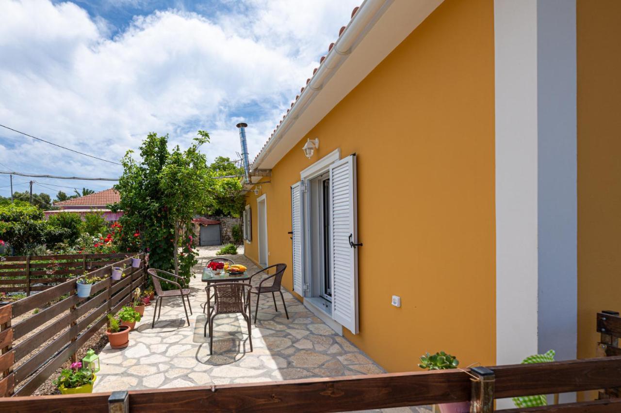 Adonino Residence-The House Of Pomegranates Λακήθρα Εξωτερικό φωτογραφία