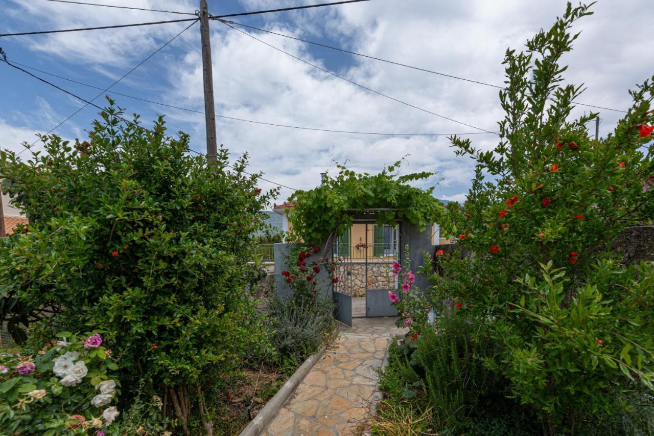 Adonino Residence-The House Of Pomegranates Λακήθρα Εξωτερικό φωτογραφία